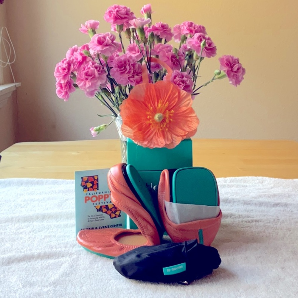 🍑TIEKS PEACH POPPY BALLET FLAT 🍑SIZE 8  🍑NWT 🍑